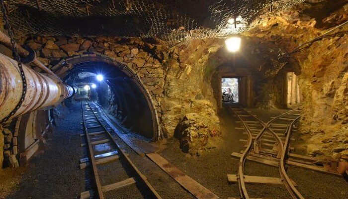 production-services-and-filming-in-czechia-mine